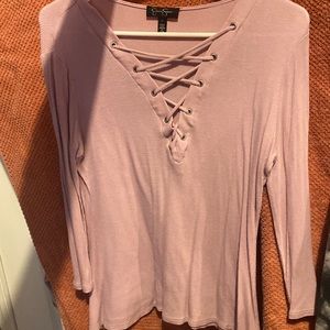 Mid sleeve lilac shirt